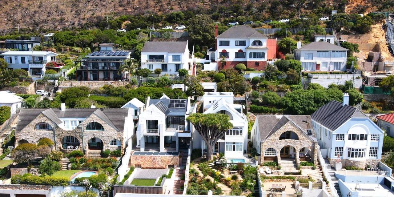 The Dragon Tree Guesthouse كالكباي المظهر الخارجي الصورة